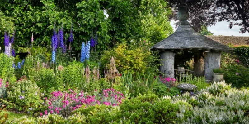 Highgrove Gardens 2